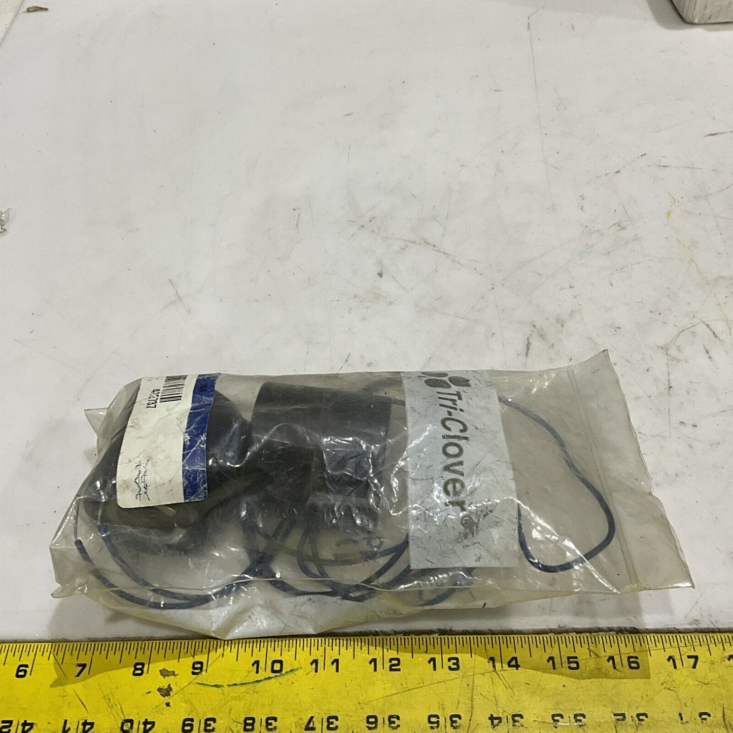 PARKER BELLOWS 201401 VALVE COIL 120V 60HZ LOT OF 2 U4M