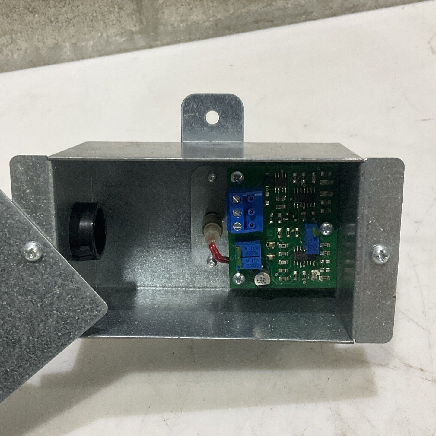 MAMAC SYSTEMS TE-213-B-B-2-2-C-3 TEMPERATURE TRANSDUCER LOT OF 2 U4M