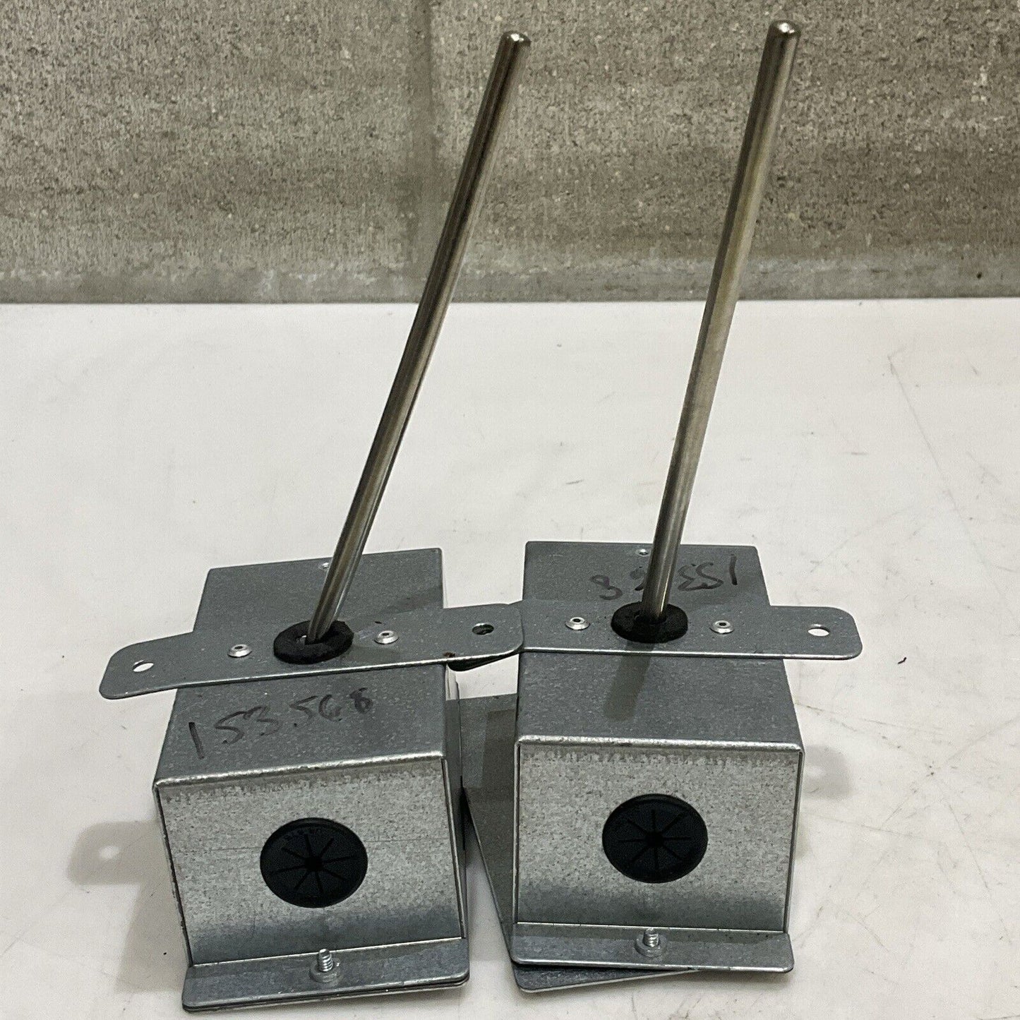 MAMAC SYSTEMS TE-213-B-B-2-2-C-3 TEMPERATURE TRANSDUCER LOT OF 2 U4M