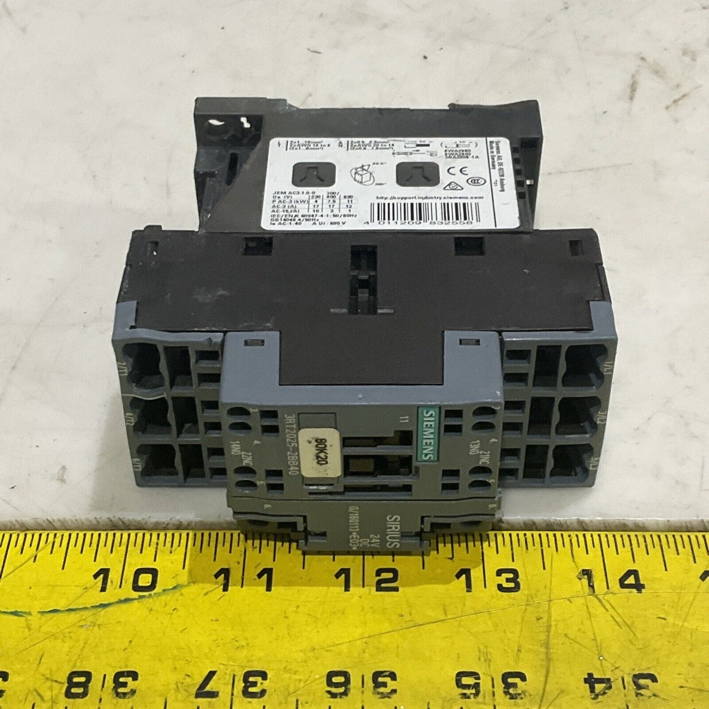 SIEMENS 3RT2025-2BB40 MOTOR STARTER POWER CONTACTOR U4M