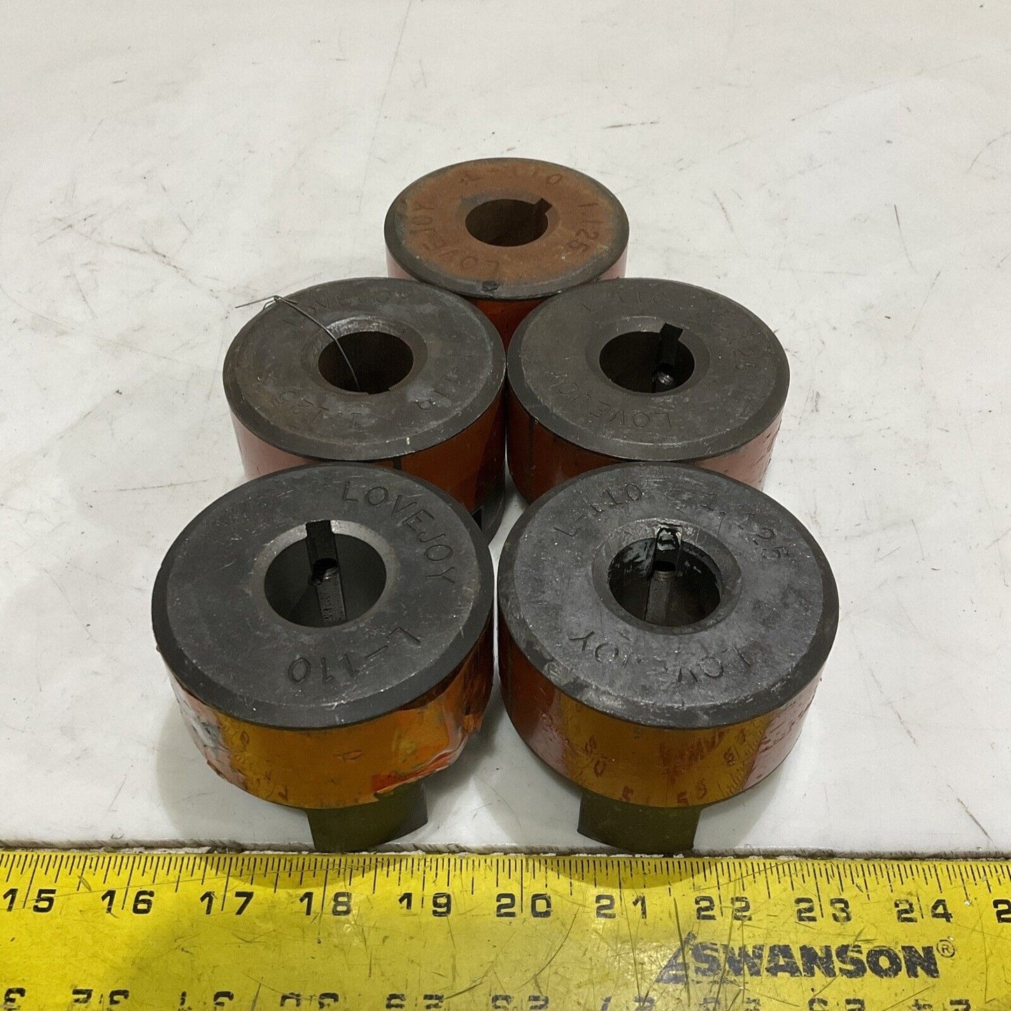 LOVEJOY L-110 COUPLING JAW 1.125 HUB 1-3/16 1/4 X 1/8 KW LOT OF 5 U4M