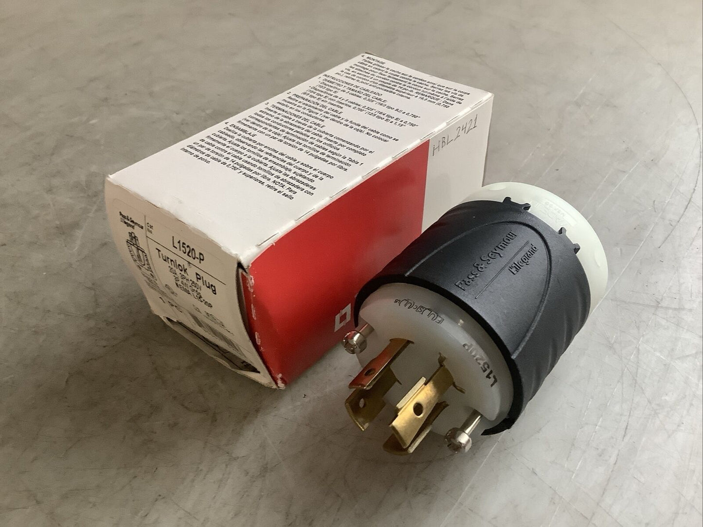 PASS SEYMOUR L1520-P TURNLOK PLUG 20A 3PH 250V 3P 4W 554 - LOT OF 2