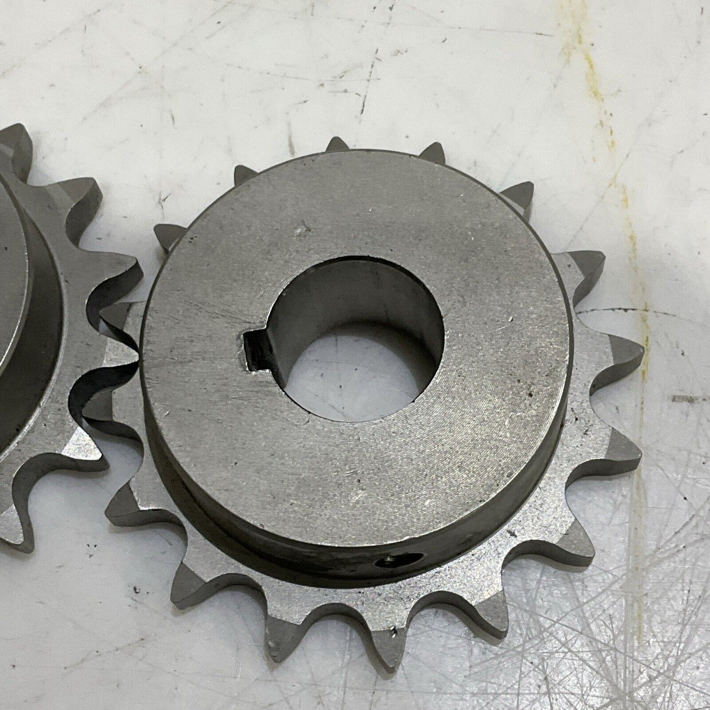 MARTIN 50B16SS SPROCKET & GEAR 16 TEETH 1-1/8” ID LOT OF 2 U4M