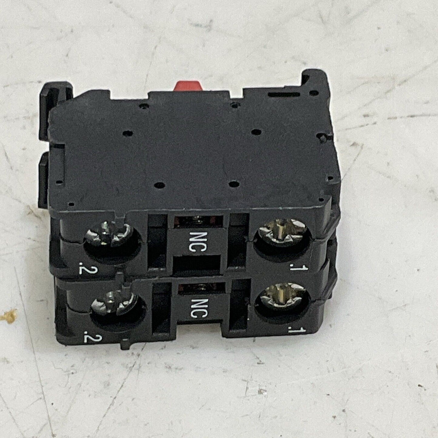 AB ALLEN BRADLEY 800F-X01 SERIES A CONTACT BLOCK 690V 10A LOT OF 2 U4M