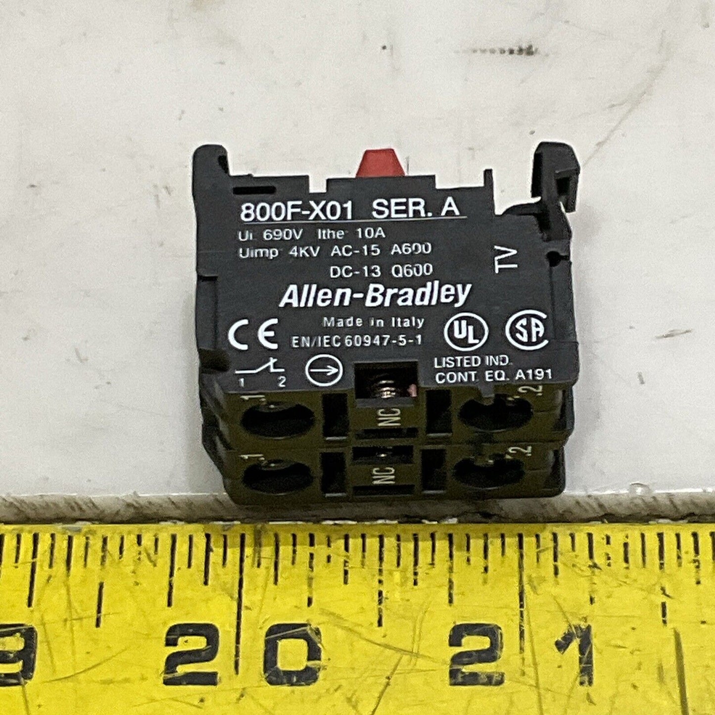 AB ALLEN BRADLEY 800F-X01 SERIES A CONTACT BLOCK 690V 10A LOT OF 2 U4M