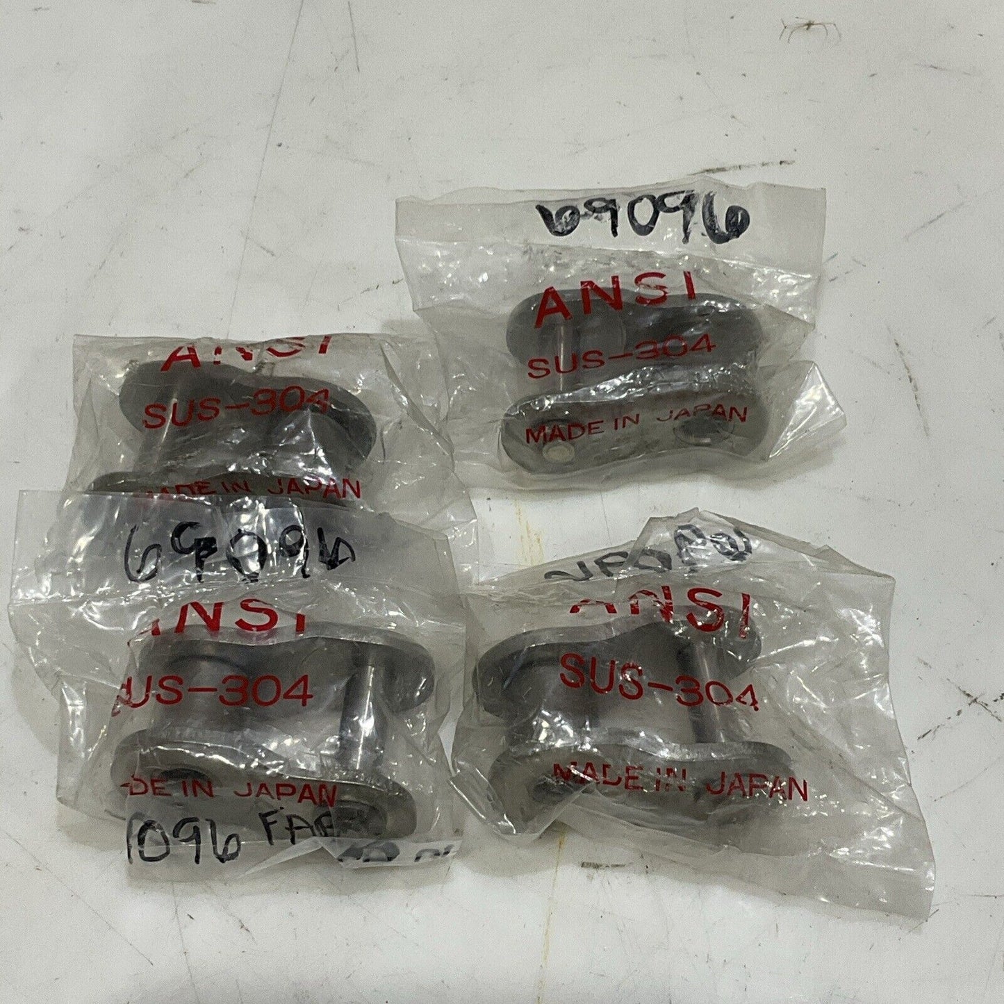 ANSI SUS-304 ROLLER CHAIN CONNECTING LINK STAINLESS STEEL LOT OF 4 U4M