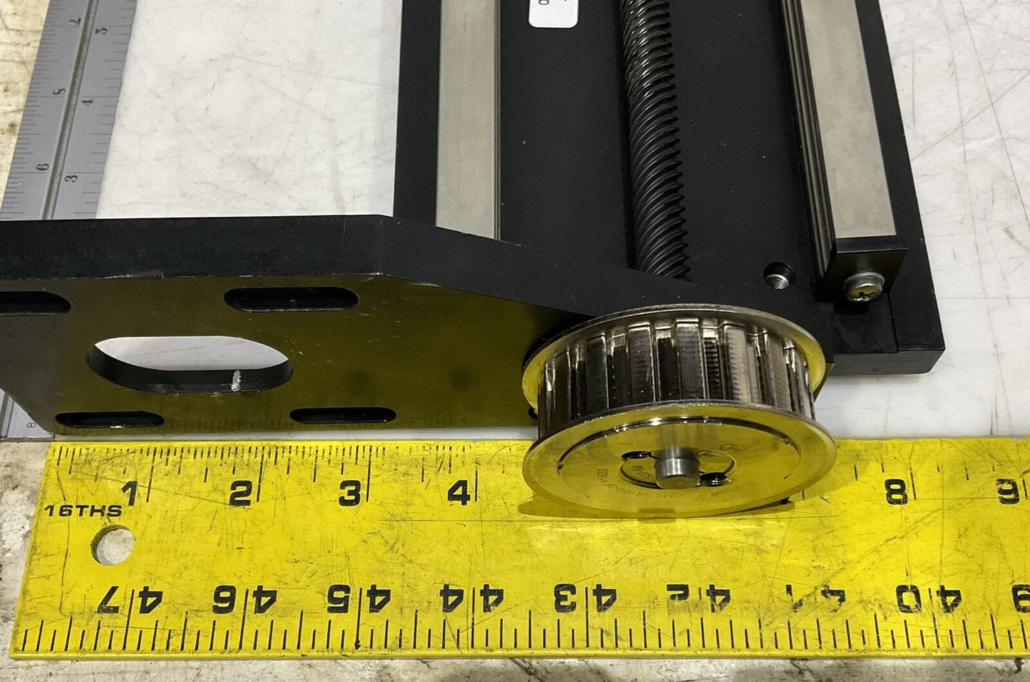 MACRON 10763B01 GRIPPER A DUAL RAIL SCREW TABLE ACTUATOR U3S