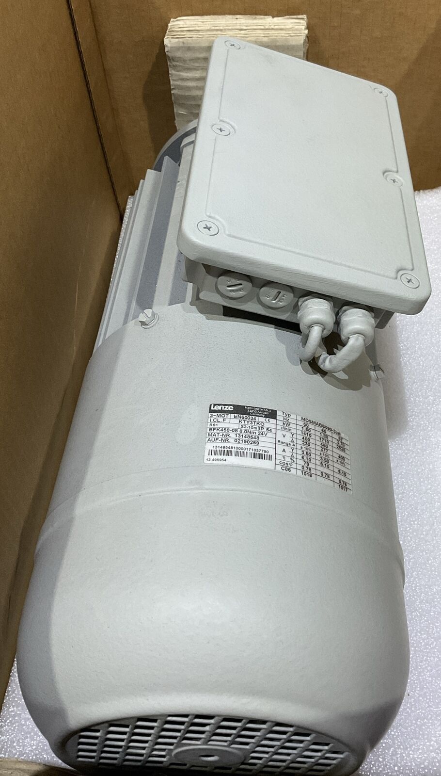 LENZE MDSMABS090-32B MOTOR U3S