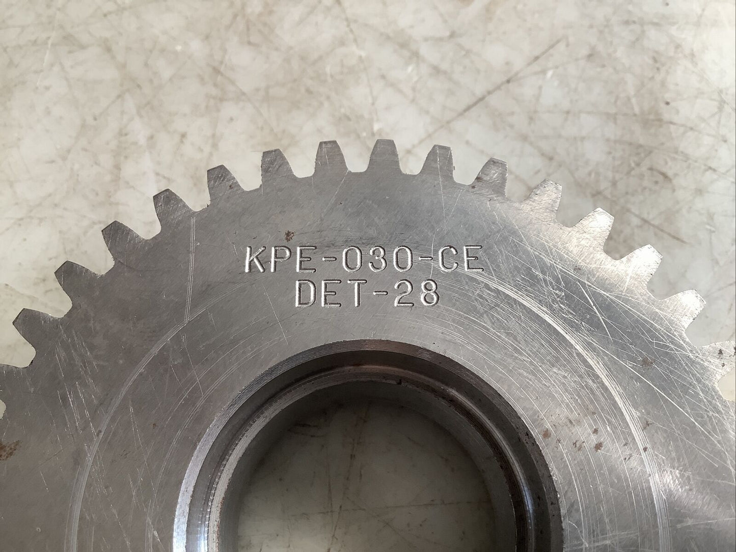 KPE-030-CE DET-28 SPROCKET 1-5/8IN BORE X 4IN DIA HHH - LOT OF 2