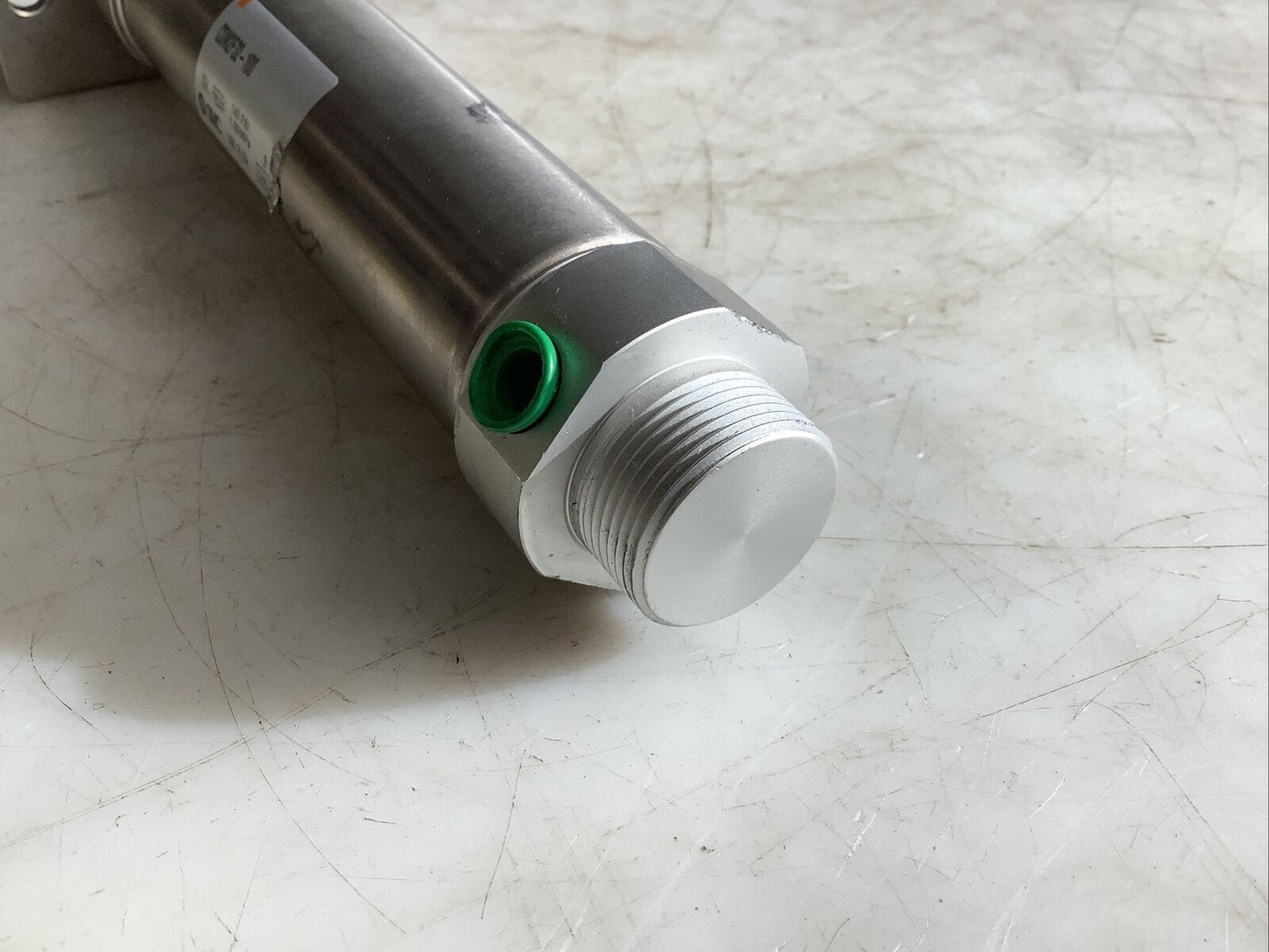 SMC CDM2F32-100 ROUND BODY CYLINDER HHH