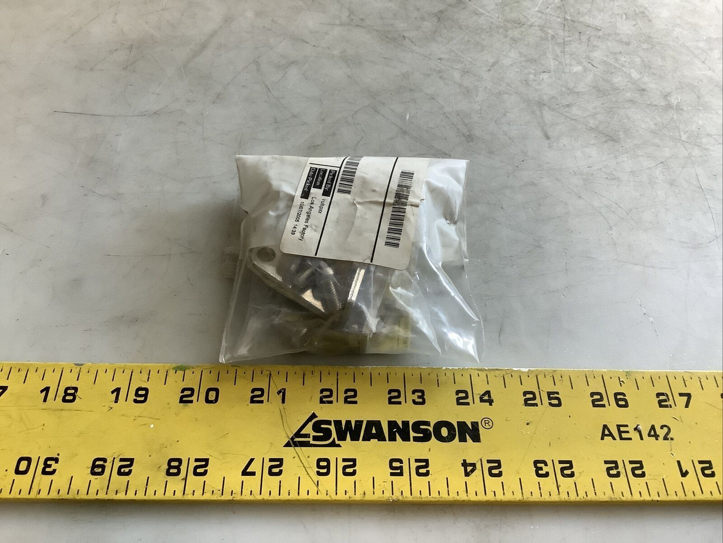 SMC CQ-L025 MOUNT KIT HHH - LOT OF 2