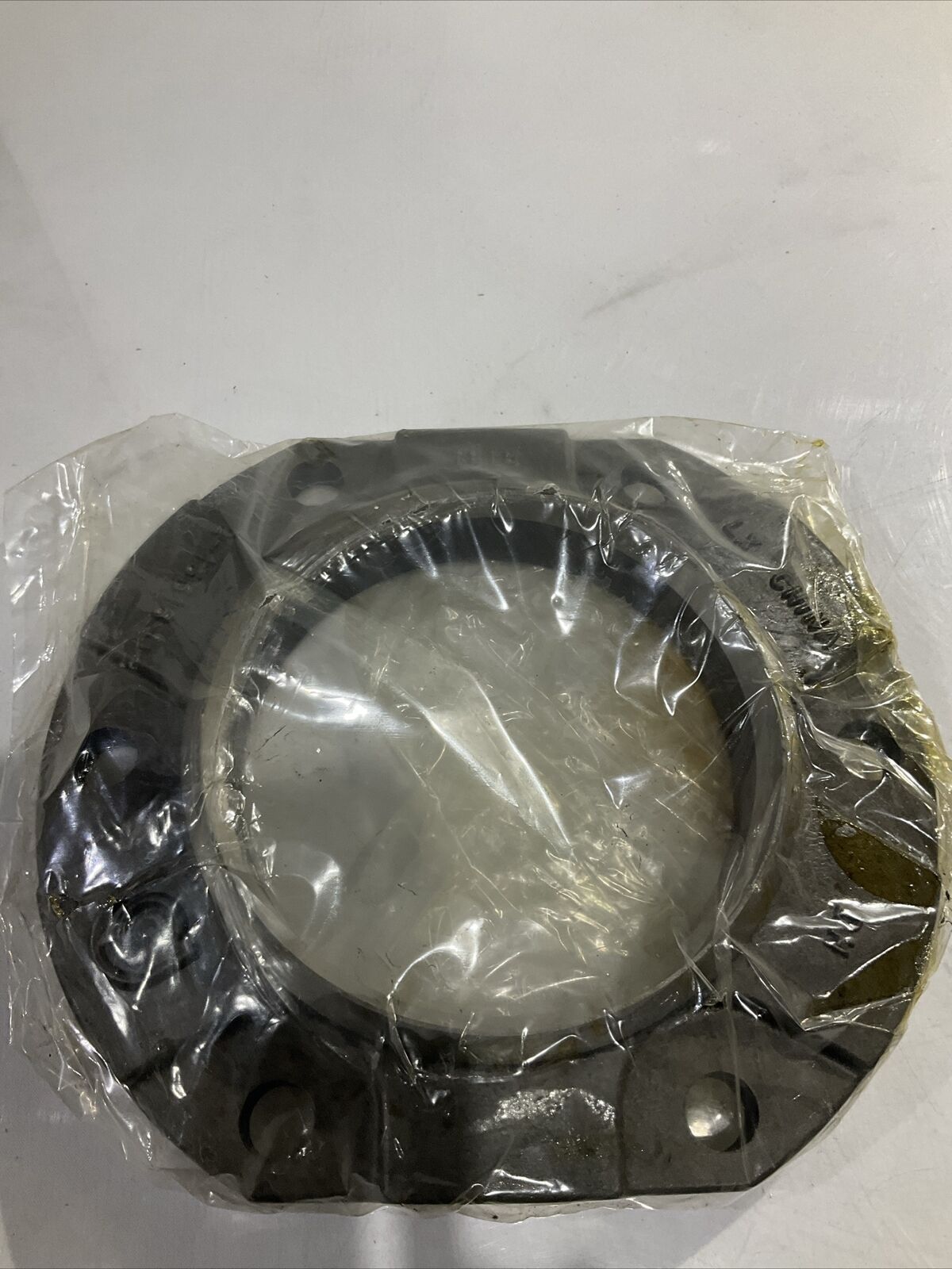 UCC  2-15516-1  GATE  SEAT/RECESSDURITE LOT  OF 5  LOT  OF  5 U4M