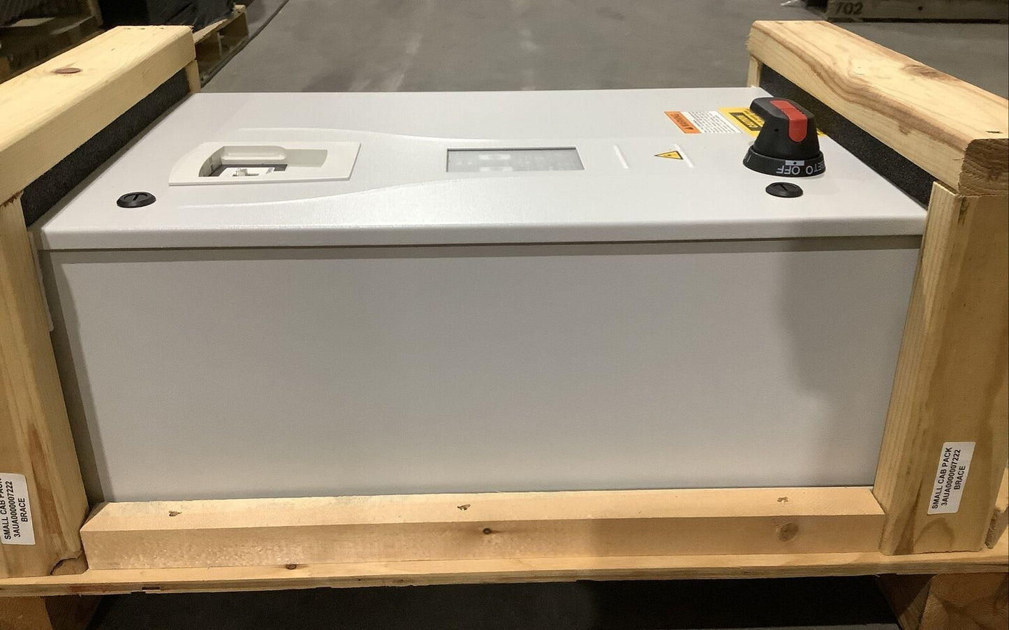 ABB ACH550-BC-015A-4+B055 HVAC DRIVE 10HP 7.5KW 380-480V 15.4A