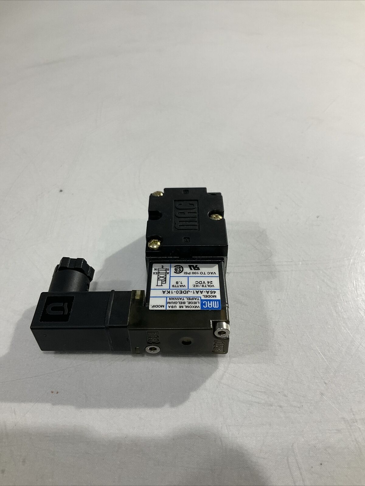 MAC 46A-AA1-JDE0-1KA PNEUMATIC SOLENOID VALVE 24 VDC 1.8 W U3S