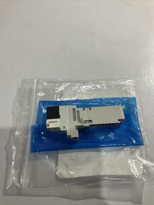 SMC  VQ1101N-5  VALVE  MANIFOLD  RUBBER   SEAL  24VDC  U3S