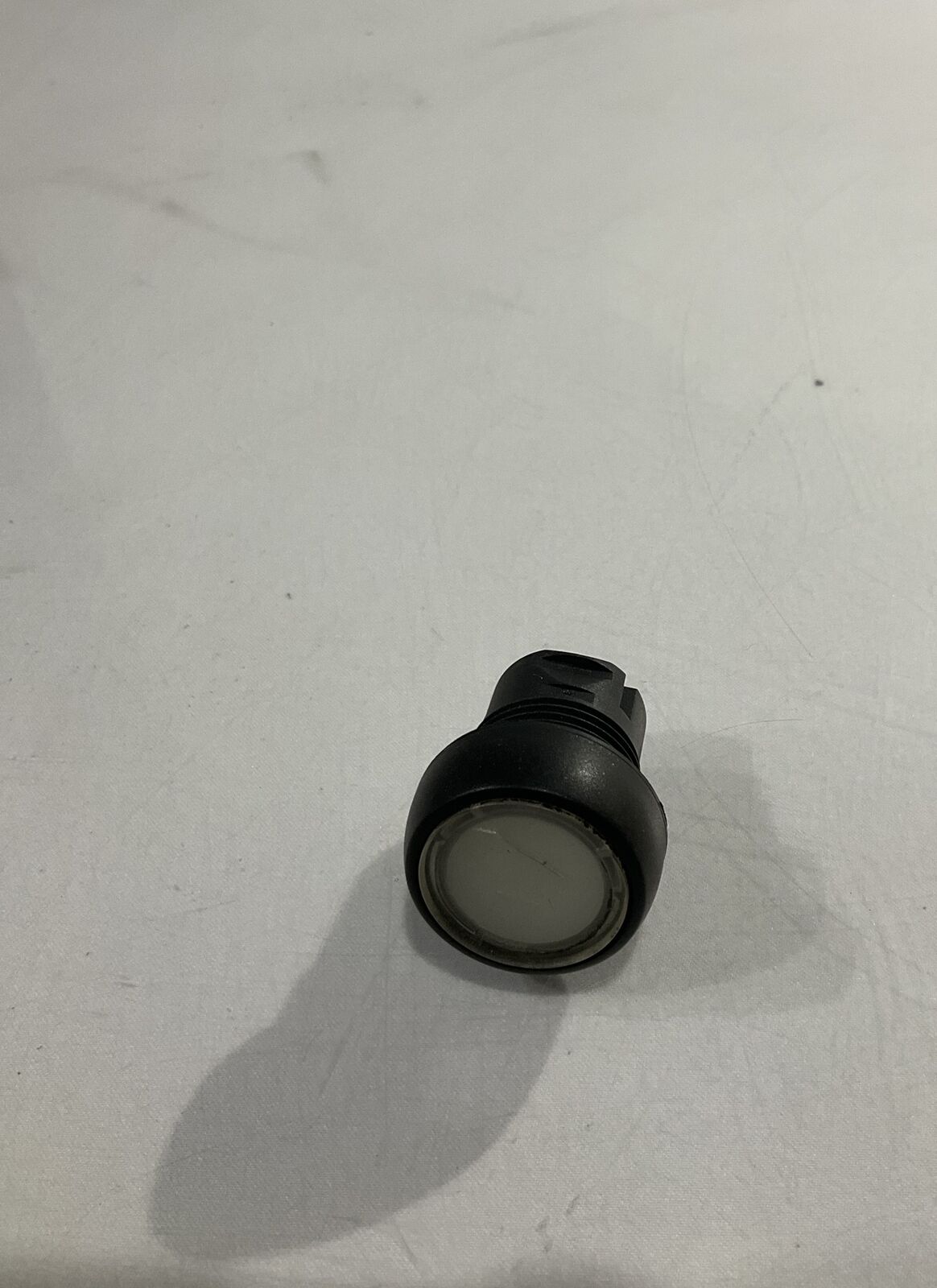 A-B 800FP-LF7PN3WX10 PUSH BUTTON  MOMENTARY  ILLUMINATED  U3S