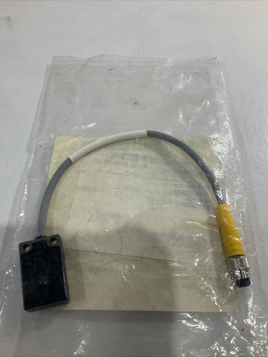 TURCK   174K179G01   SENSOR  ASSEMBLY  RECTANGULAR   U3S