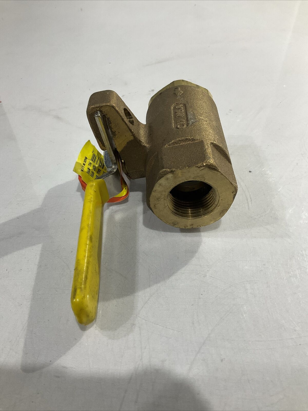 APPOLLO  75-104-41  3/4 BRONZE   BALL VALVE  W/LOCK  DRAIN U3S