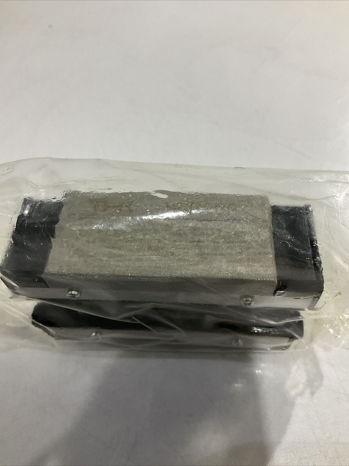 THK  HSR20R1SS  (GK) BLOCK  UG0A29  U3S