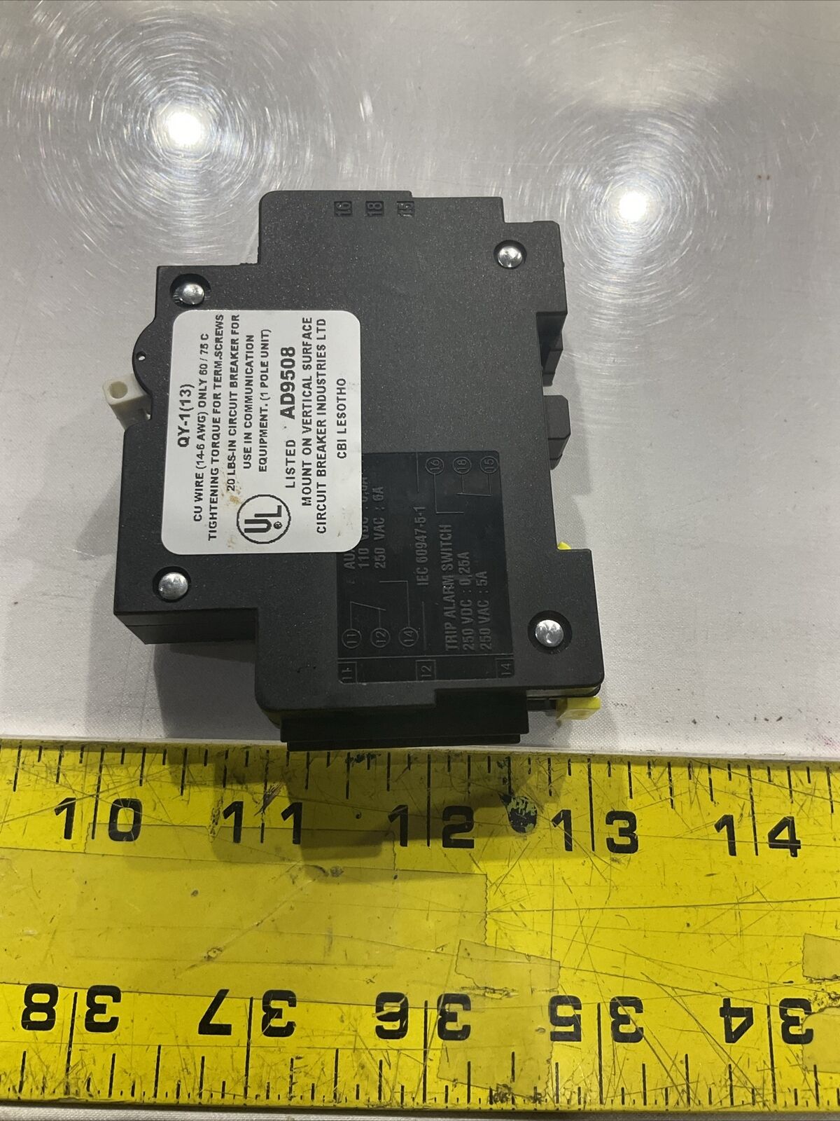 CBI QY-1(13) 8A AD9508 99262661908 CIRCUIT BREAKER   80V U3S
