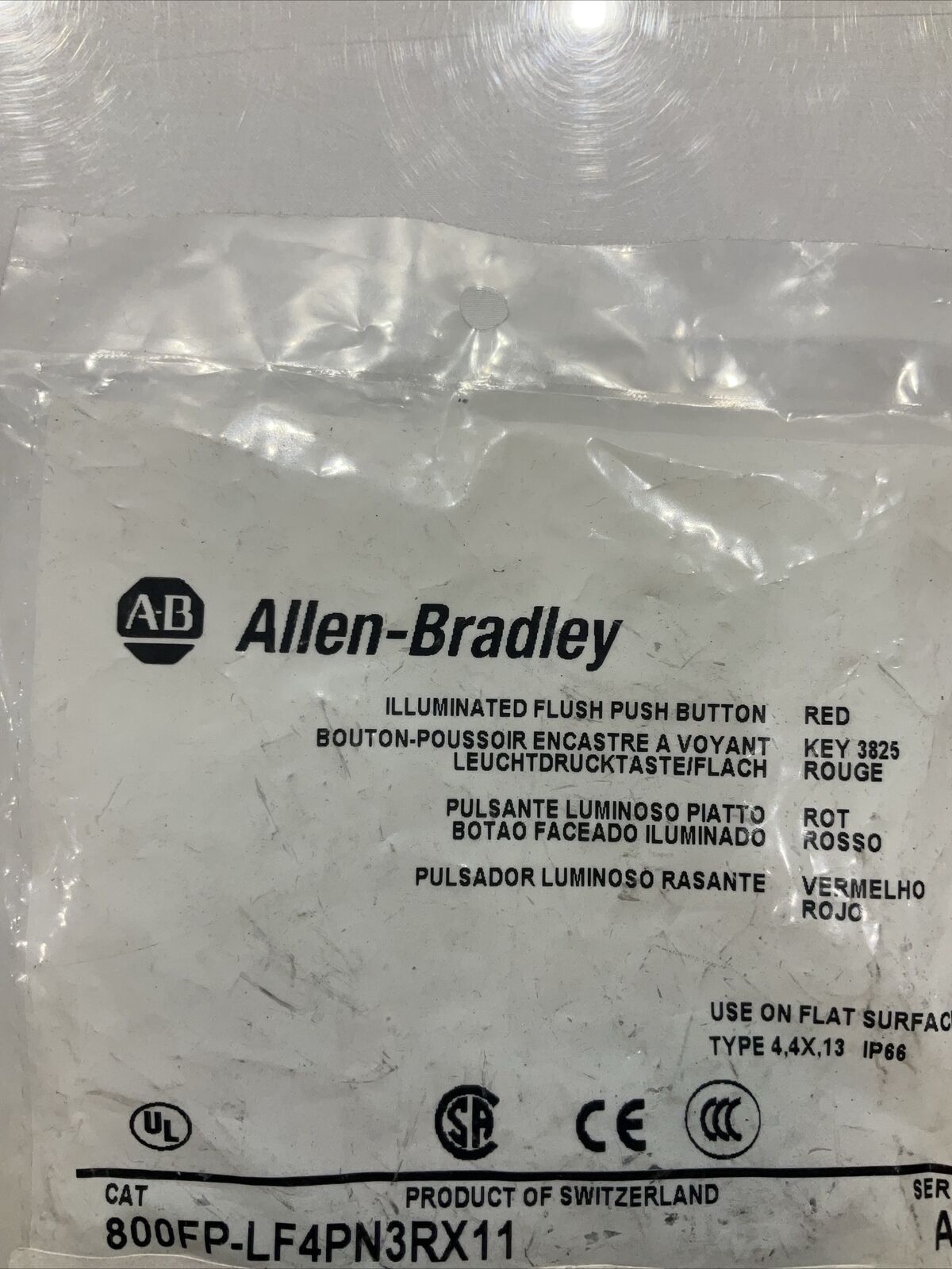 A-B ALLEN-BRADLEY  800FP-LF4PN3RX11 SWITCH,PUSHBUTTON,MOMENTARY, LOT OF 2 U3S