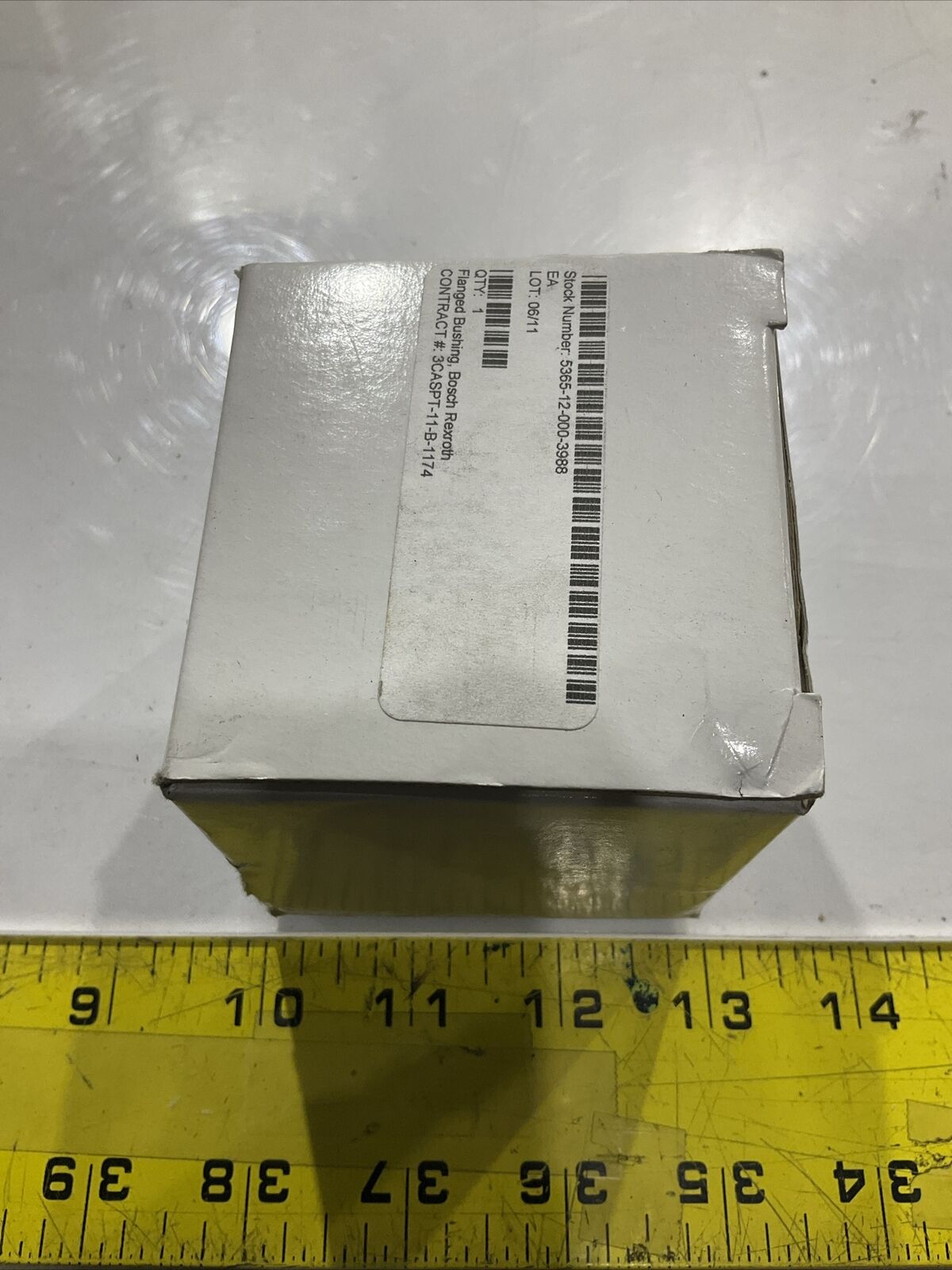 REXROTH R074053000 FLANGED BUSHING , BOSCH REXROTH  LOT OF 2 U3S