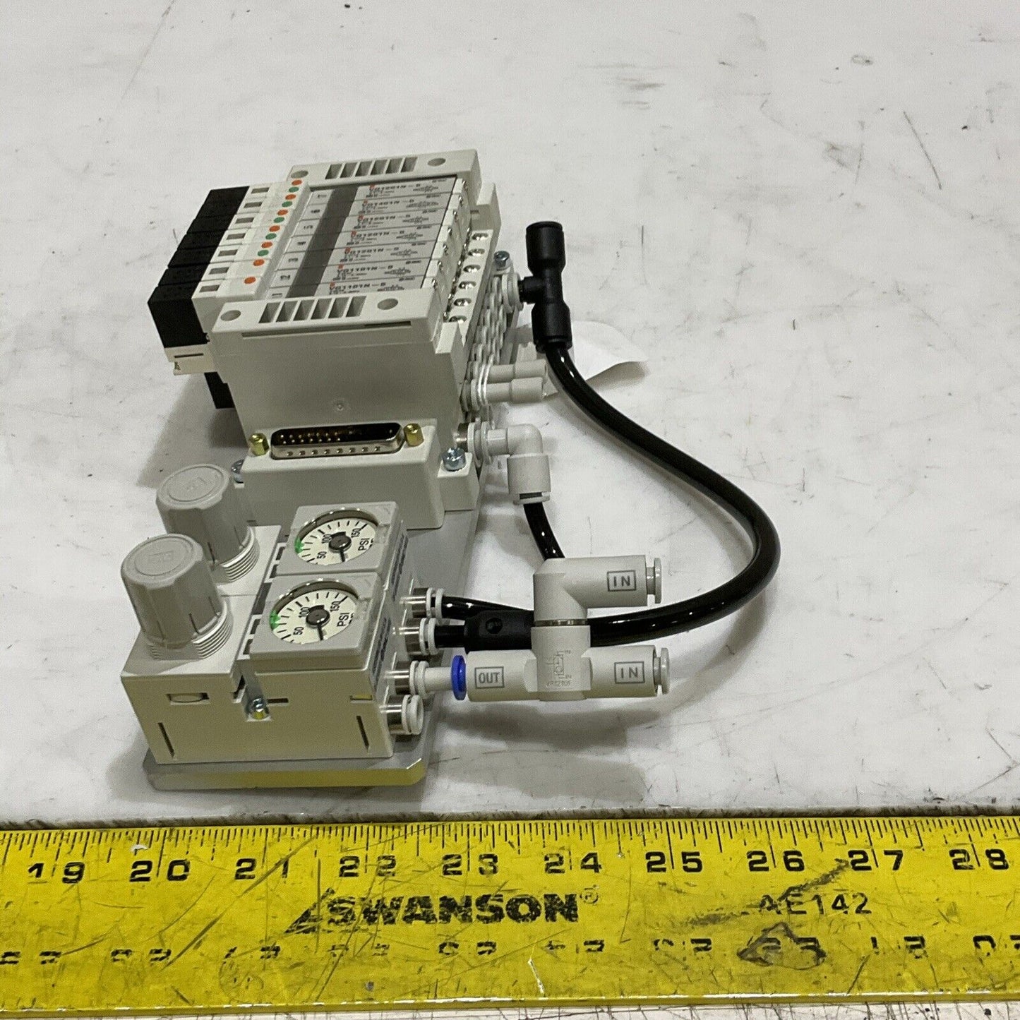 SMC VQ1201N-5 ARM10F2-08G-Z ARM10F0-005-Z PNEUMATIC MANIFOLD U3S