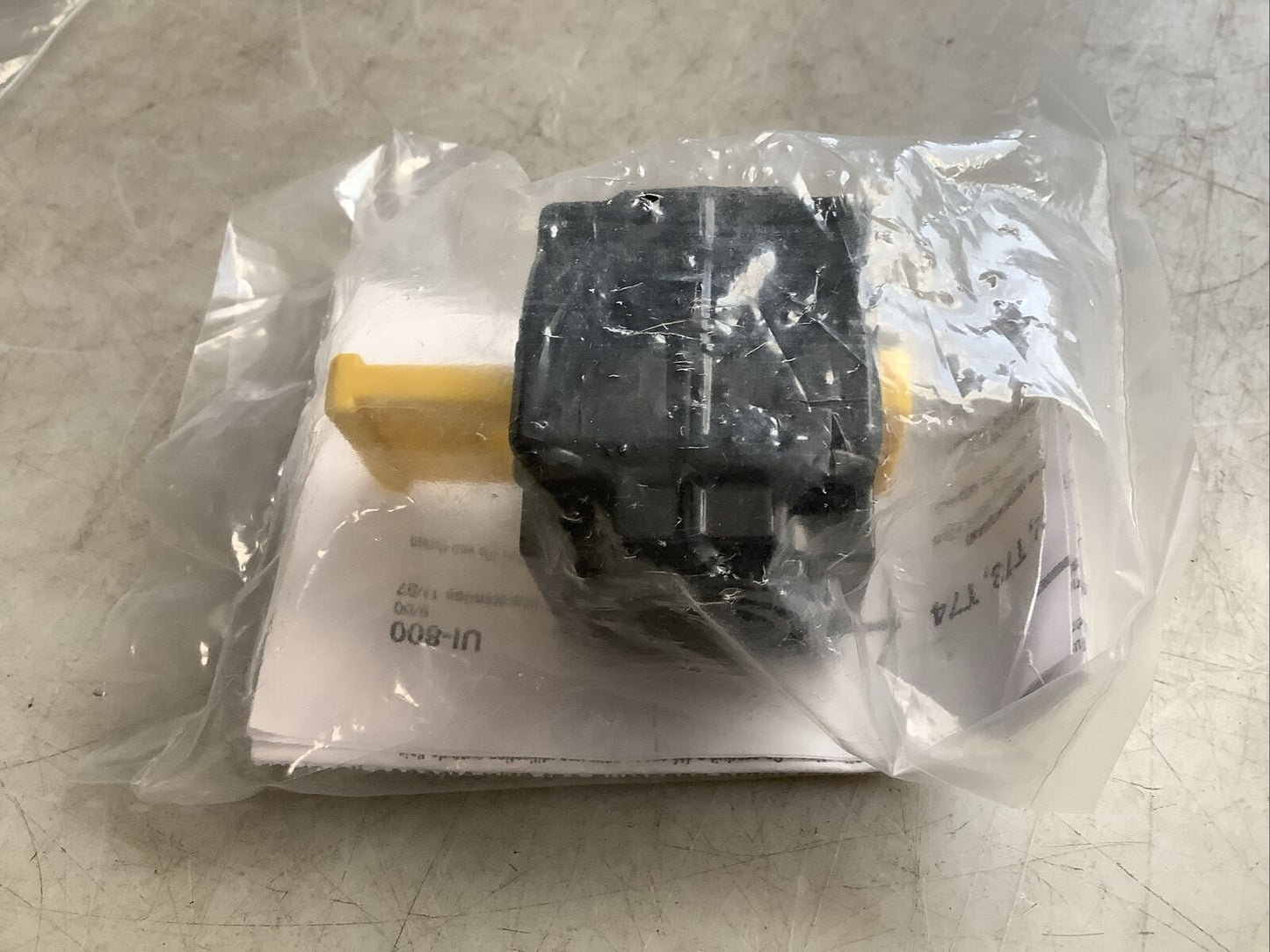 NORGREN T72E-3AA-P1N SHUT-OFF VALVE 3/8IN SLIDE ACTUATOR U3S