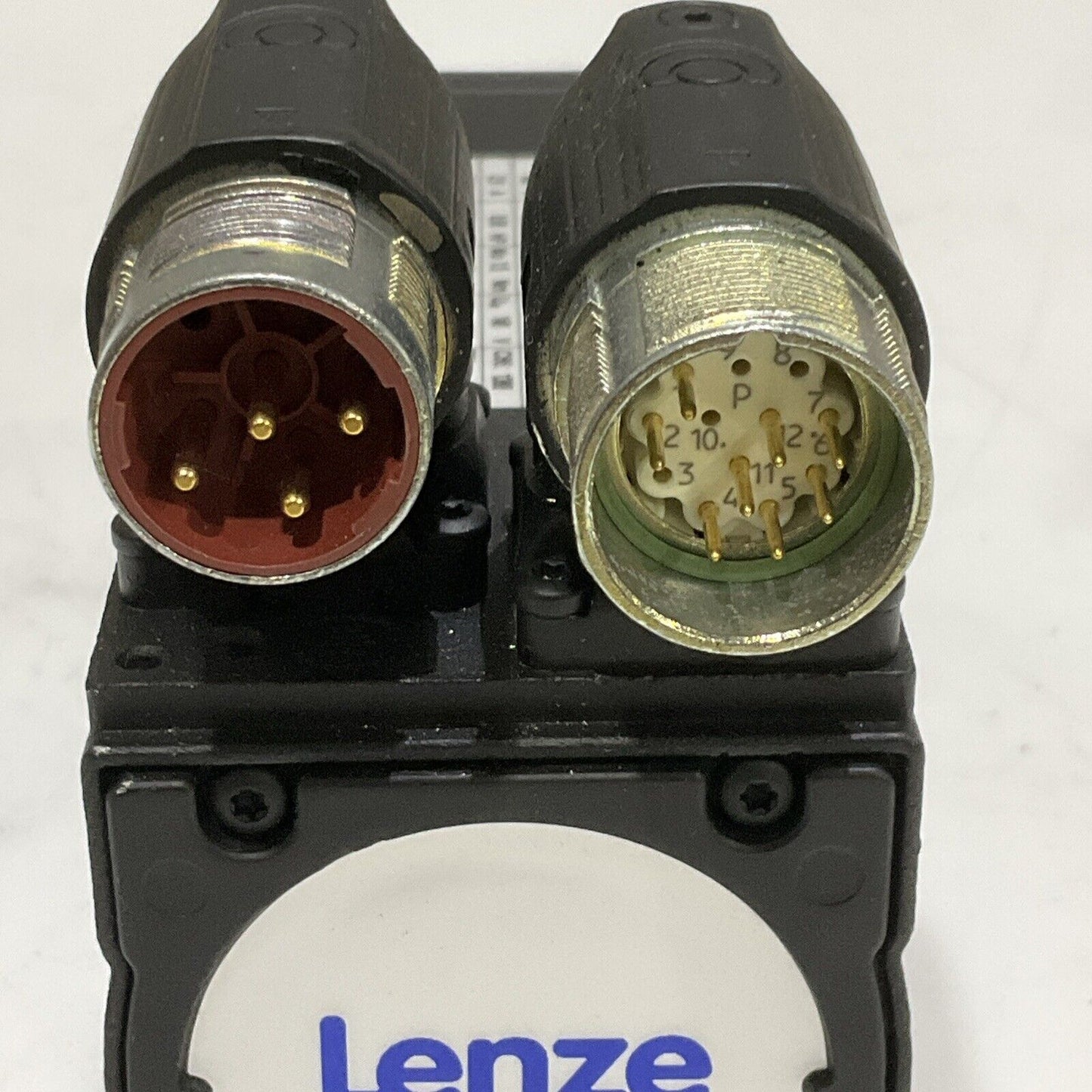 LENZE MCS 06F41LRS0B0-B11N-ST5S00N-R2SU SERVO MOTOR 165V 2.9A 4050R/MIN U3S