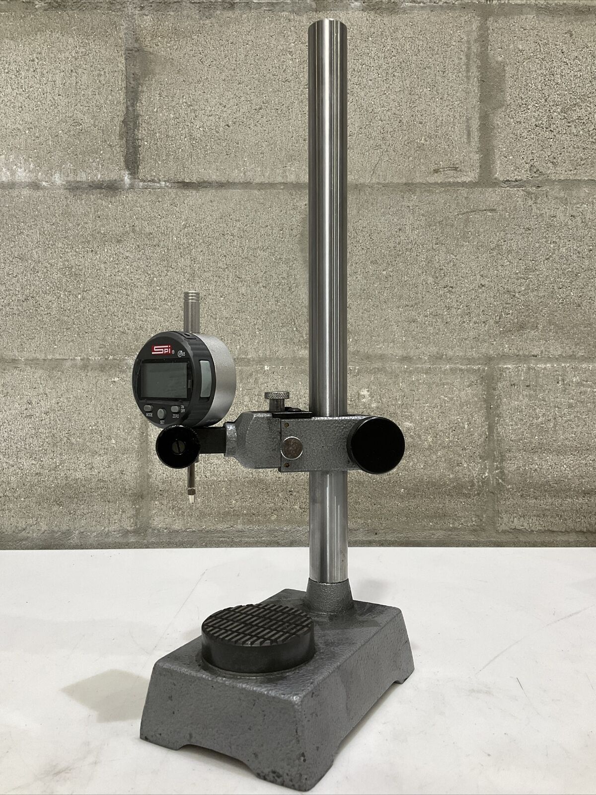 SPI DG-002 DELUXE DIAL INDICATOR GAGE ASSEMBLY S8M