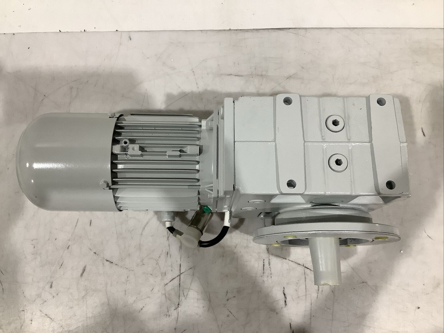 LENZE GKS05-3MVAK-071C42 MDEMARS071-42 GEARBOX MOTOR U3S