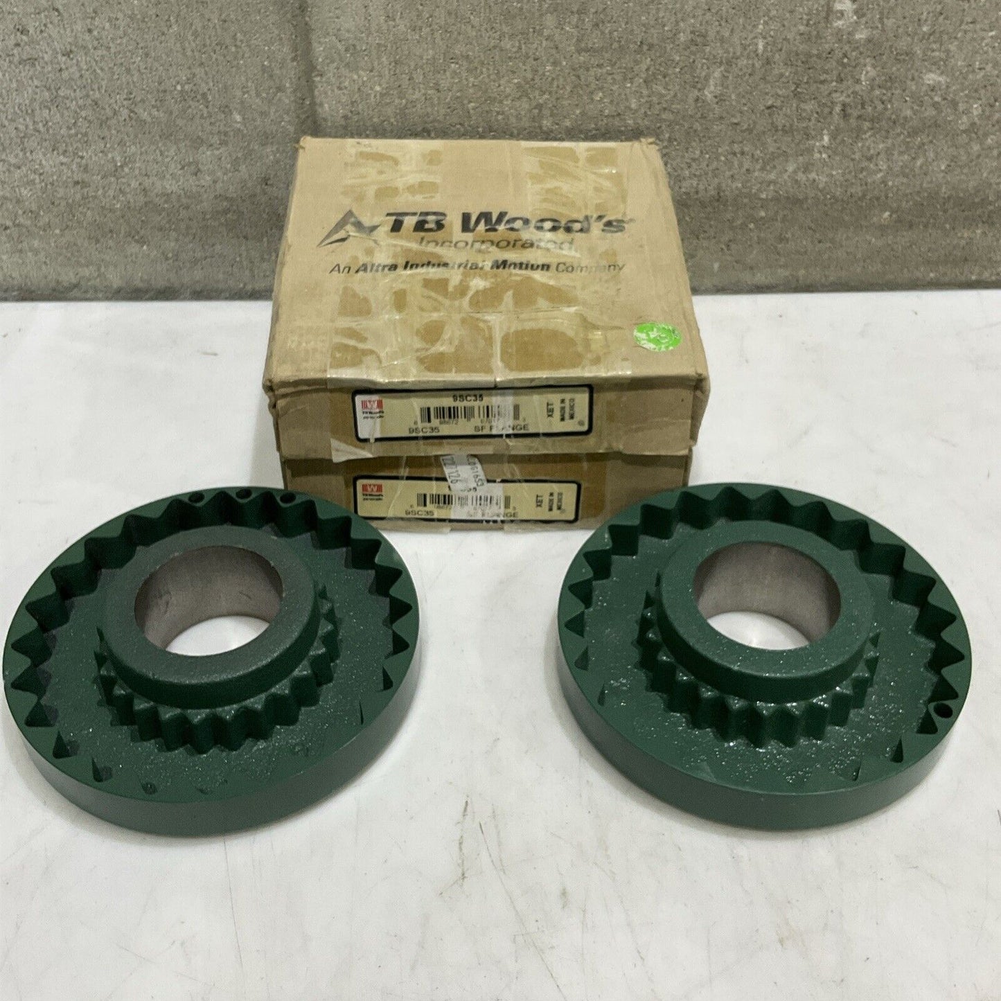 TB WOOD’S 9SC35 SF FLANGE LOT OF 2 G7T