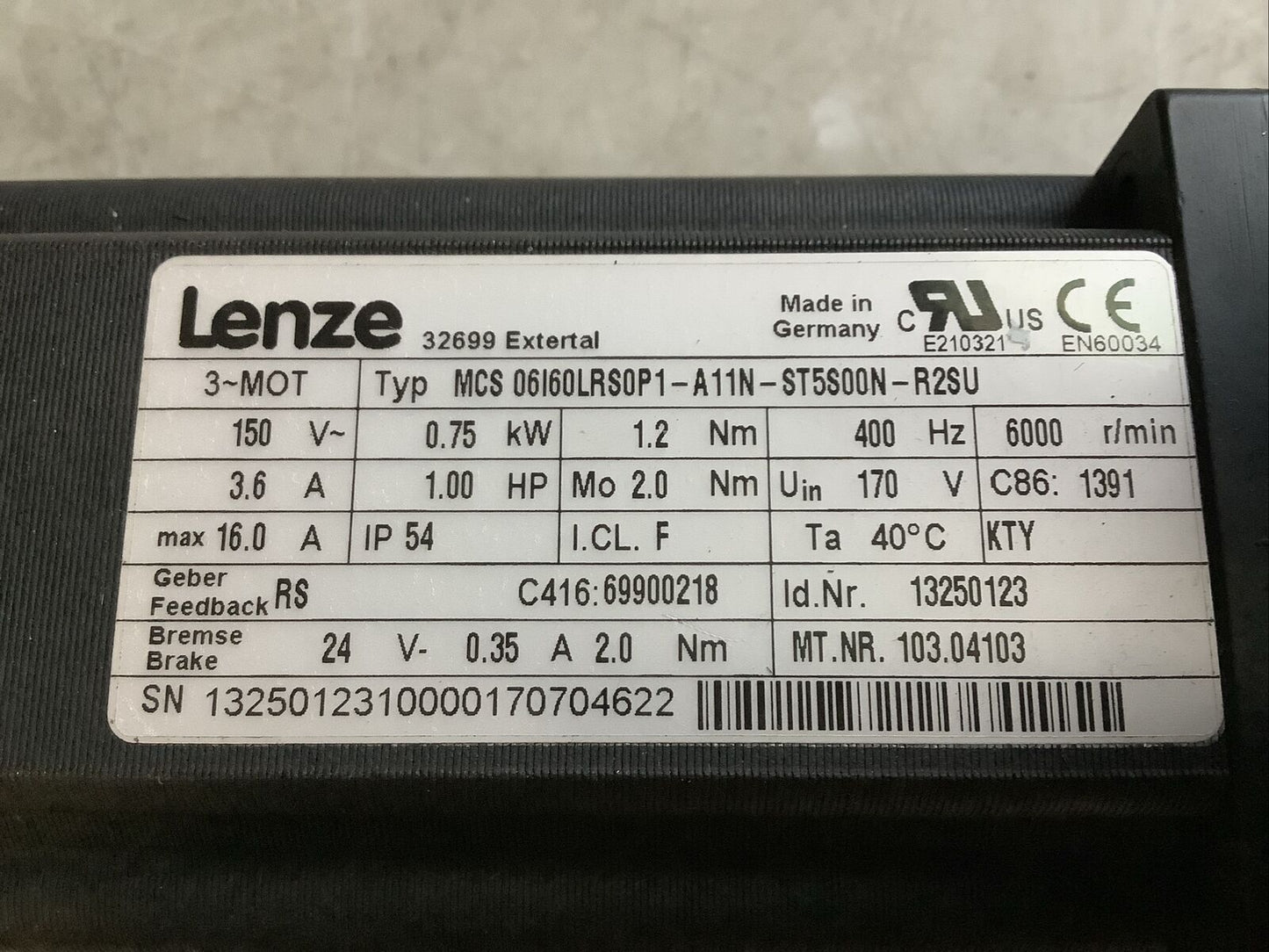 LENZE MCS06I60LRS0P1-A11N-ST5S00N-R2SU 13250123 SERVO MOTOR U3S