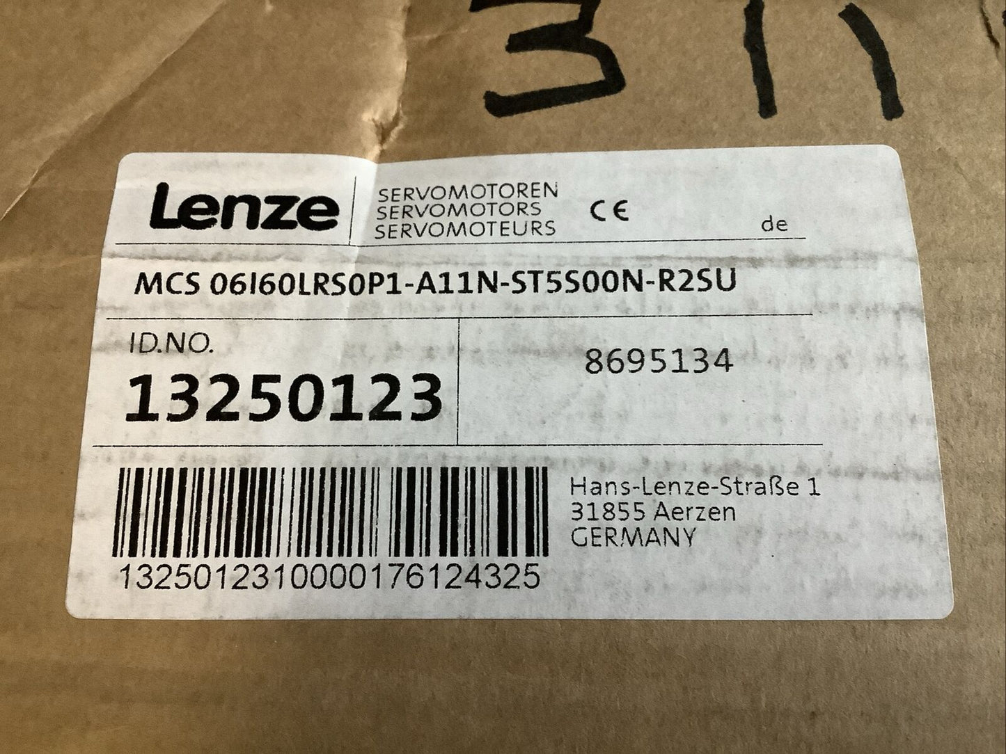 LENZE MCS06I60LRS0P1-A11N-ST5S00N-R2SU 13250123 SERVO MOTOR U3S