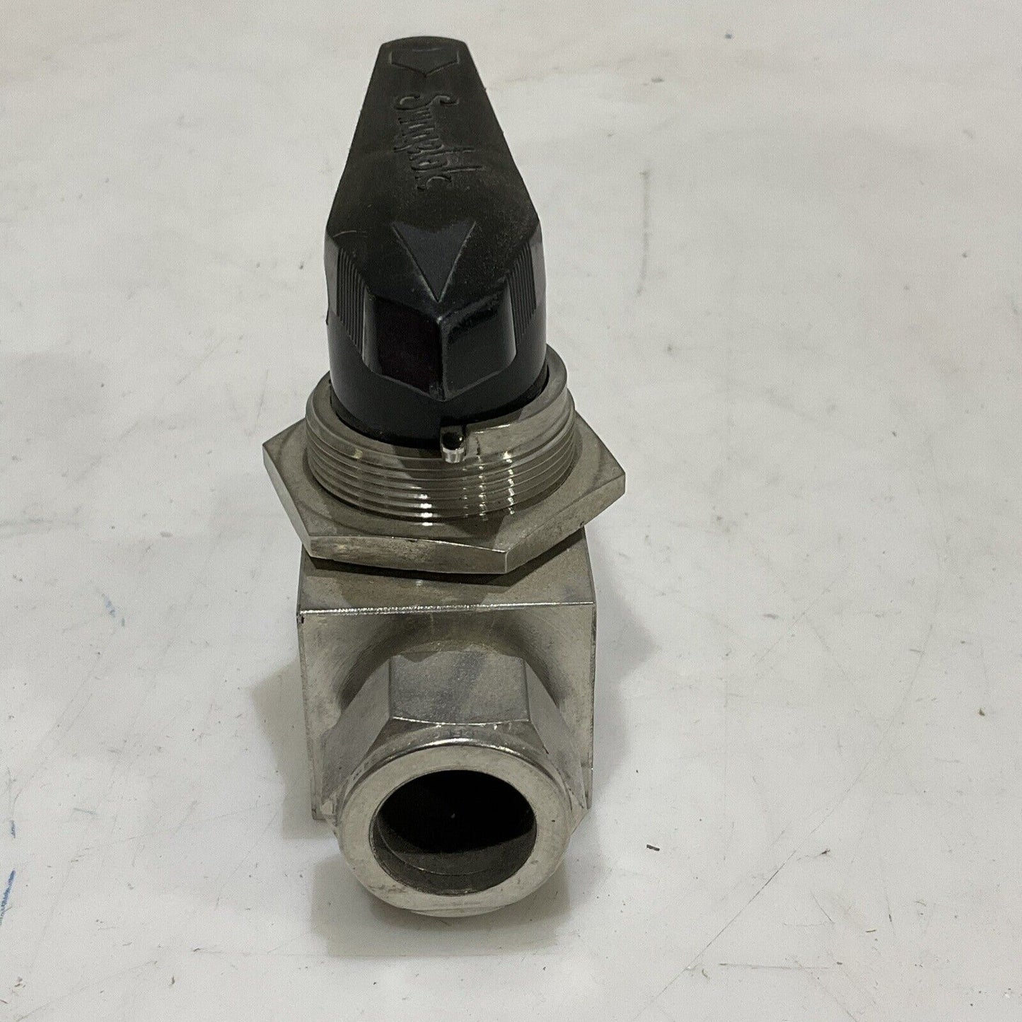 SWAGELOK SS-45S12 HIGH PRESSURE VALVE 2500 PSIG 172 BAR G7T