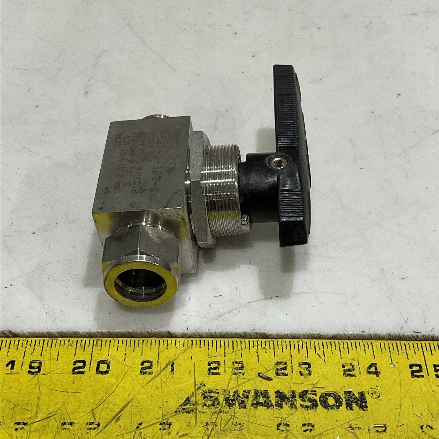 DK-LOK V82D-D-12T-S BALL VALVE 2500PSIG G7T
