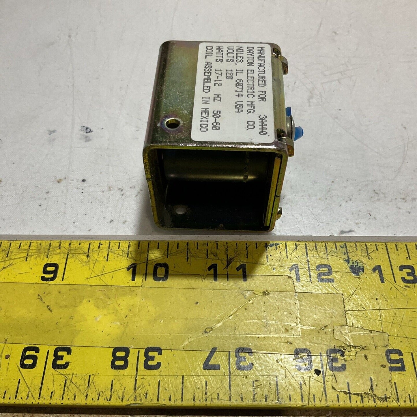 DAYTON  3A440  SOLENOID COIL  120V  LOT OF 2  U3S