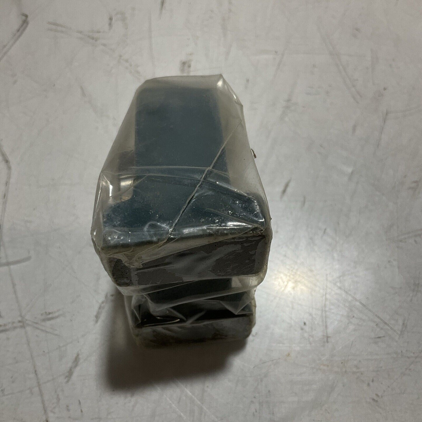 AMI UCTB205 BEARINGS LOCKS LOT OF  2 RN6