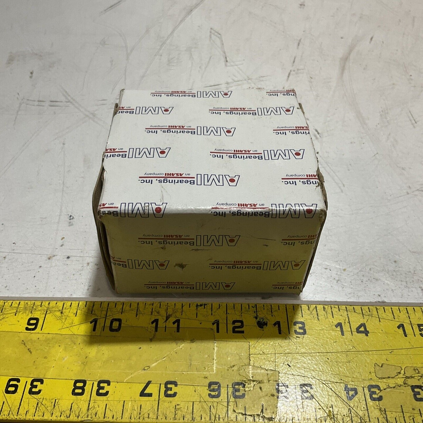 AMI UCTB205 BEARINGS LOCKS LOT OF  2 RN6