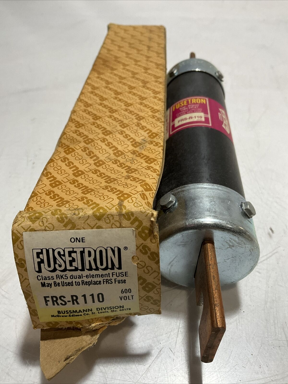 FUSETRON FRS-R110 CLASS RK5 DUAL-ELEMENT FUSE 300V LOT OF 3 U3S
