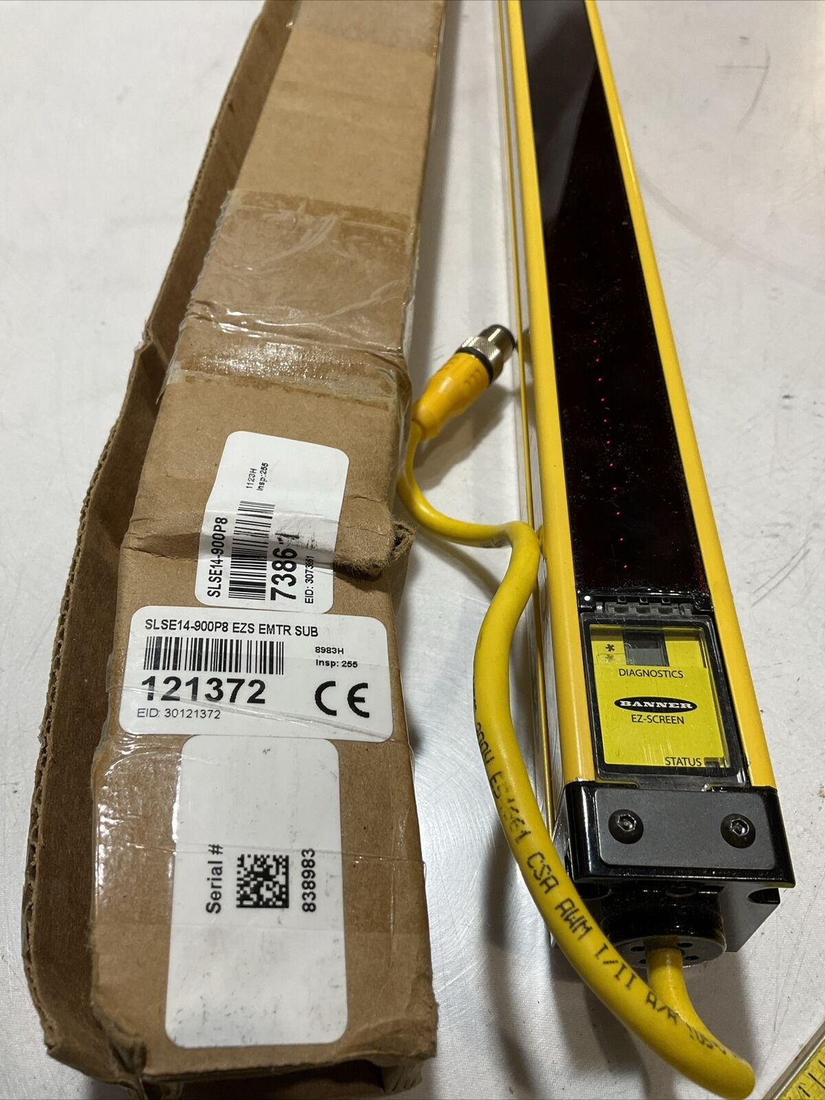 BANNER  SLSE14-900P8  EZ-SCREEN SFETRY  LIGTH  CURTAIN  U3S