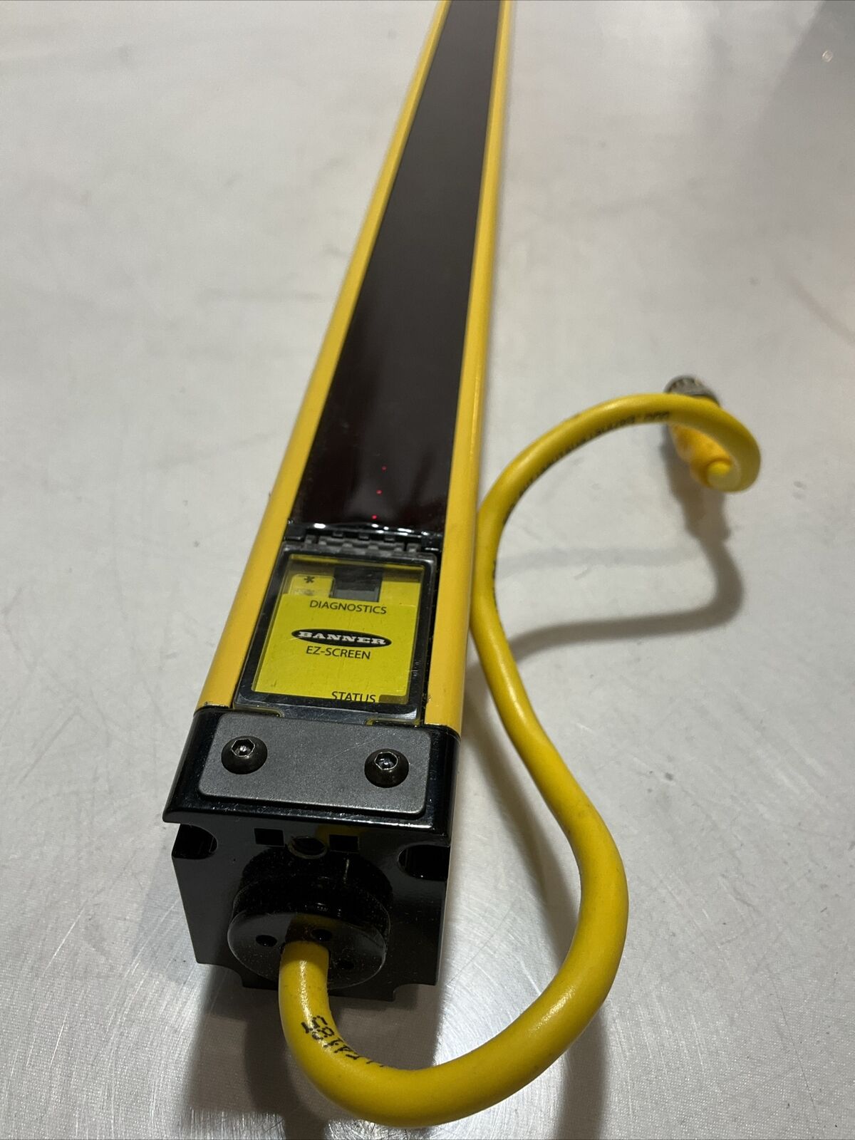 BANNER  SLSE14-900P8  EZ-SCREEN SFETRY  LIGTH  CURTAIN  U3S