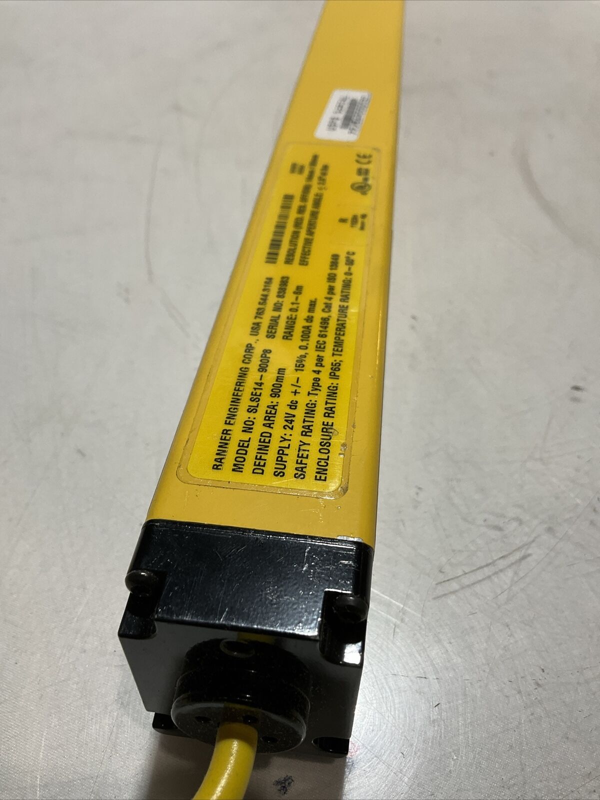 BANNER  SLSE14-900P8  EZ-SCREEN SFETRY  LIGTH  CURTAIN  U3S