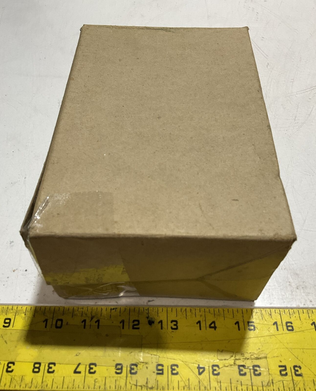 ARLINGTON IND  811  COUPLINGS CONCRETE - TIGHT  ZINC  DIE CAST LOT OF 31 U3S