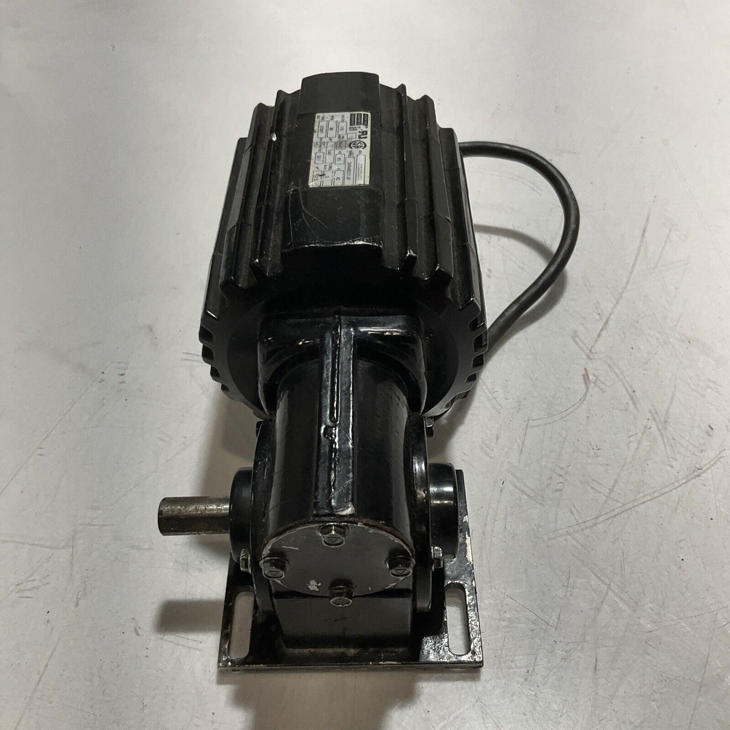 BODINE ELECTRIC COMPANY  34R4BECI-3F  GEARMOTOR  115 VOLTS