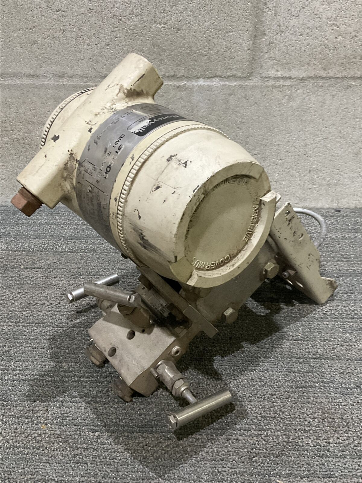 HONEYWELL STD120-E1H-00000-MB.S2.F1D3-5137 ST3000 SMART PRESSURE TRANSMITTER 222