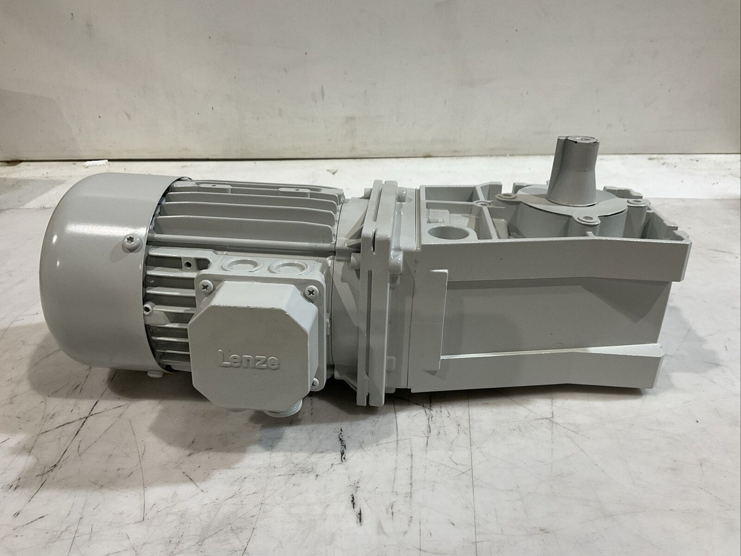 LENZE GKR04-2M VBR 071C42 MDEMAXX 072-42 GEARBOX MOTOR U3S