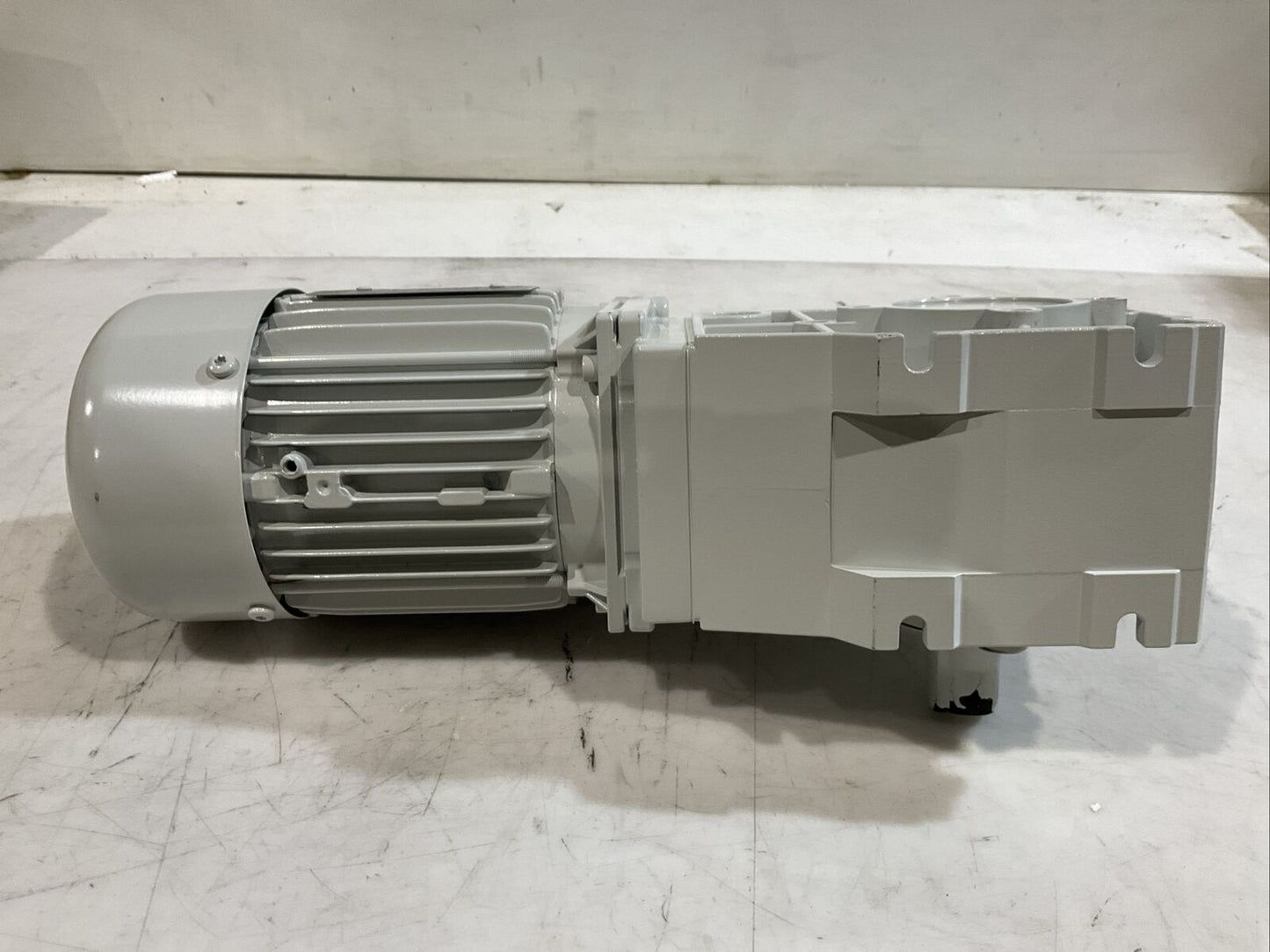 LENZE GKR04-2M VBR 071C42 MDEMAXX 072-42 GEARBOX MOTOR U3S