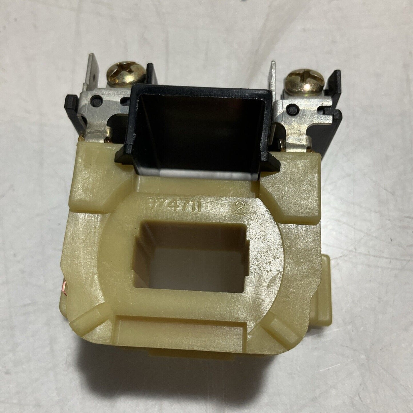 FURNAS 75D70233F  MAGNETIC COIL VOLTAGE MODEL F CONTACTOR 120V 60HZ U3S