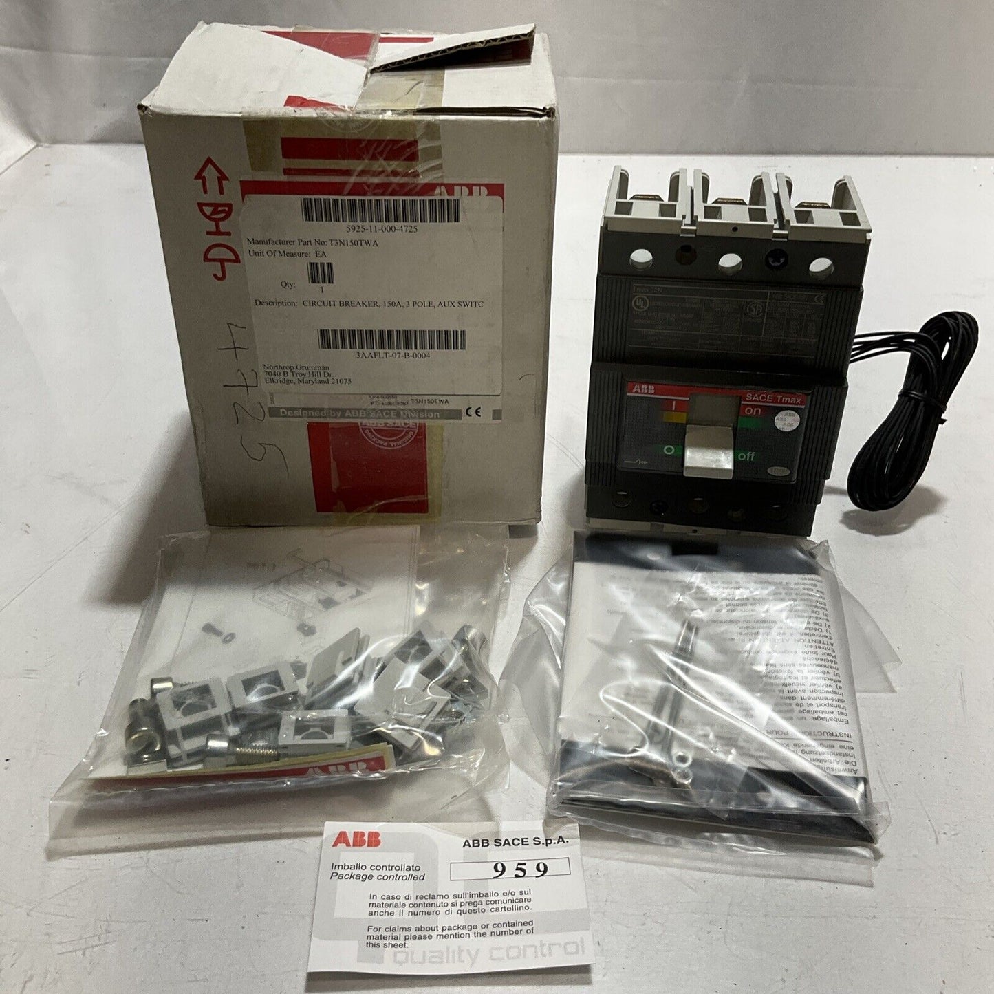 ABB  SACE TMAX T3N150TWA T3N CIRCUIT BREAKER 240V 150A 3POLE AUX SWITCH  U3S